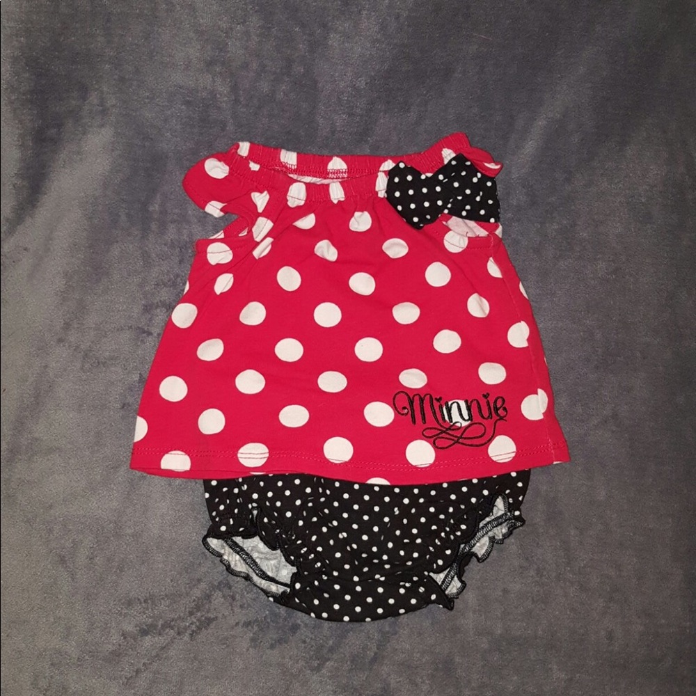 FREE Disney Minnie Mouse outfit w/ purchase